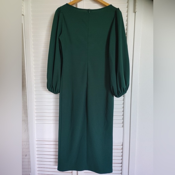 Green Dress - Picture 2 of 3